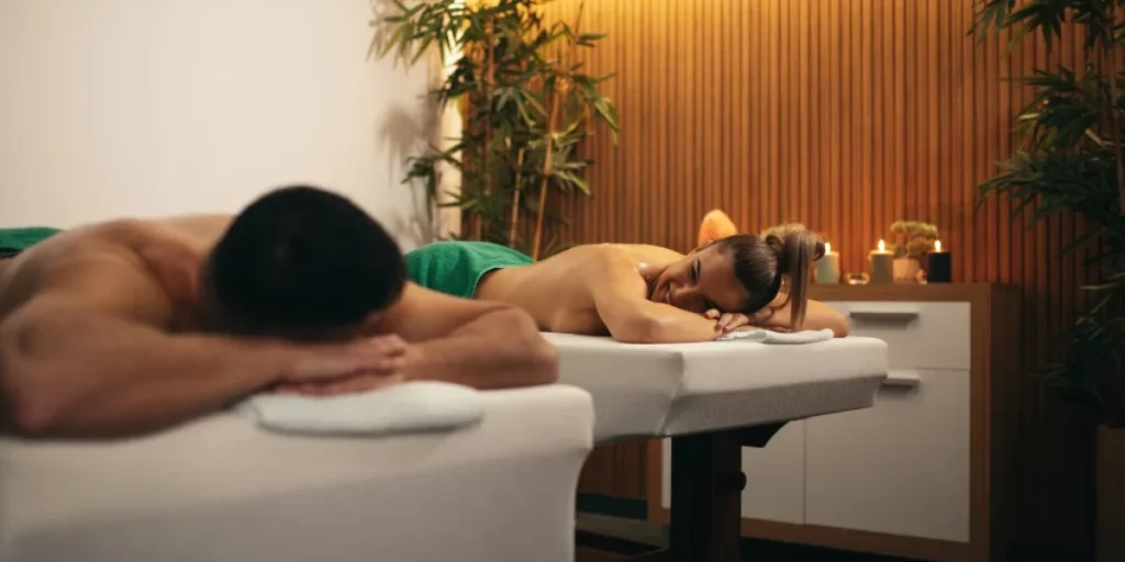 How Couple Massage Helps Strengthen Your Relationship 1 Types Of Couple Massages Available