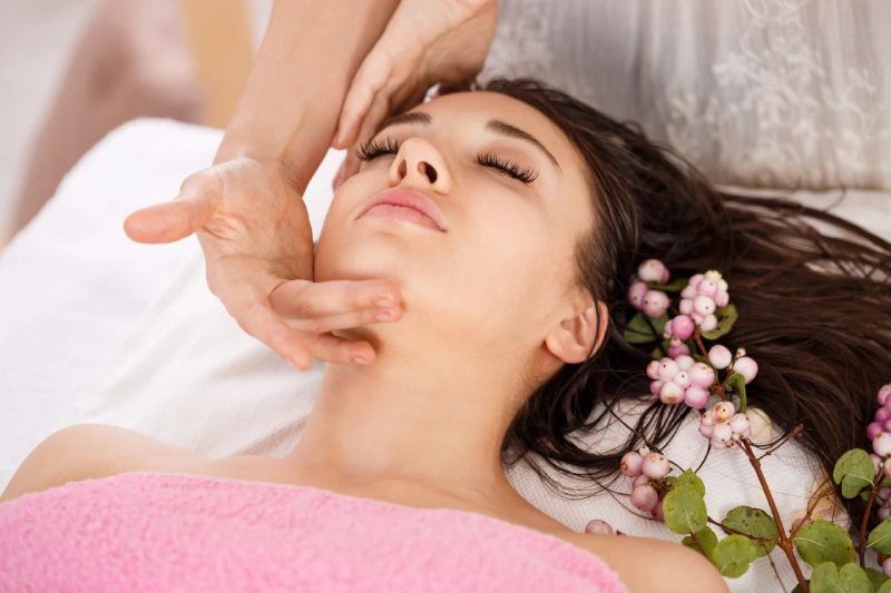 Facial Massage Spa