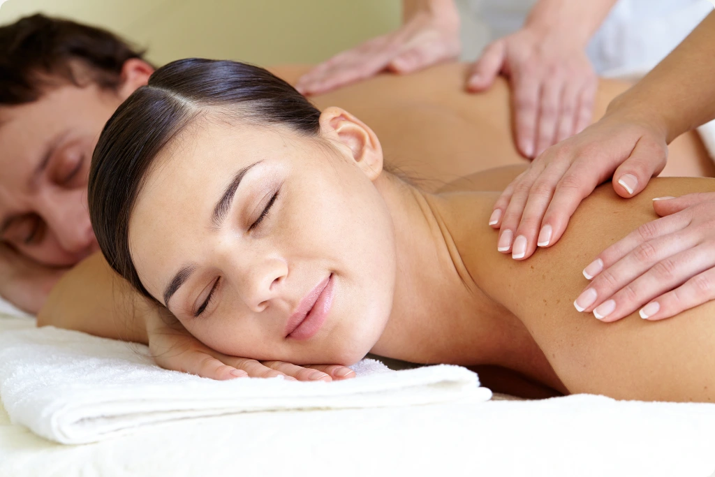 What Is A Couples Massage? A Relaxing Spa Experience Together 1 What Is A Couples Massage And Who Is It For