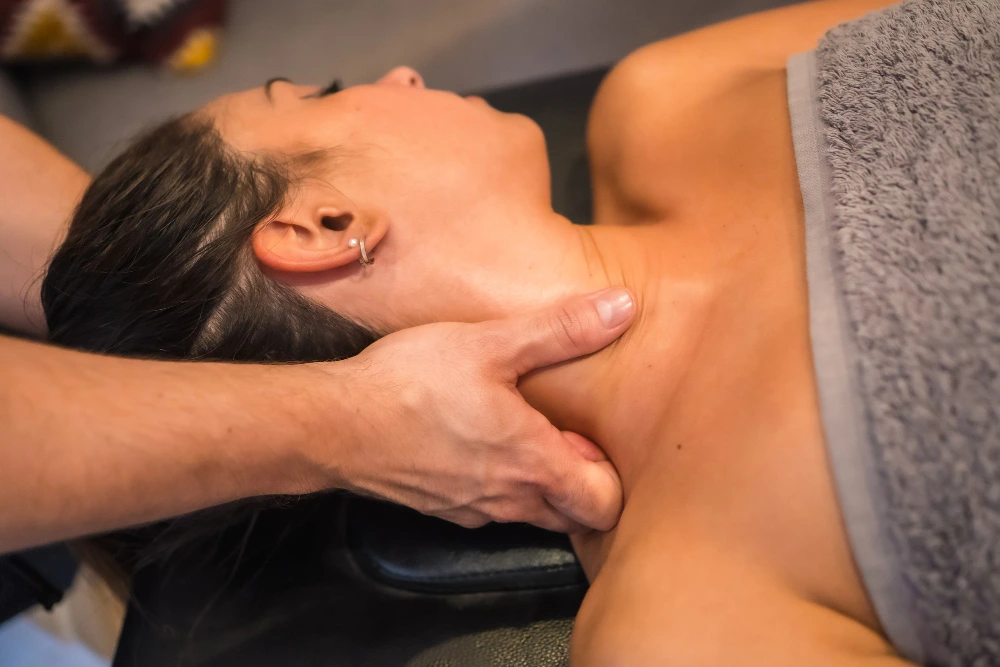 Neck And Shoulder Massage 1 How Your Neck And Shoulder Massage Session Works